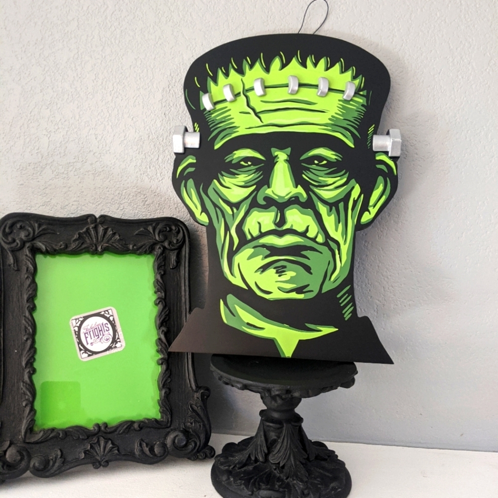 Frankenstein Monster Halloween Wall Sign Portrait Decor Horror Gift